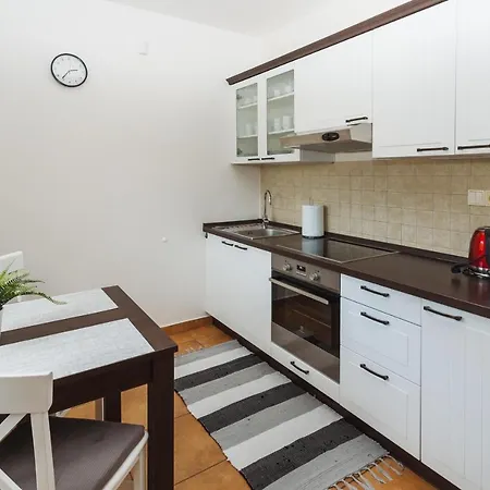 Olívia - Olívia 1 * Ruzomberok