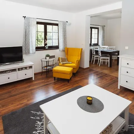 Apartmán Olívia - Olívia 1 *